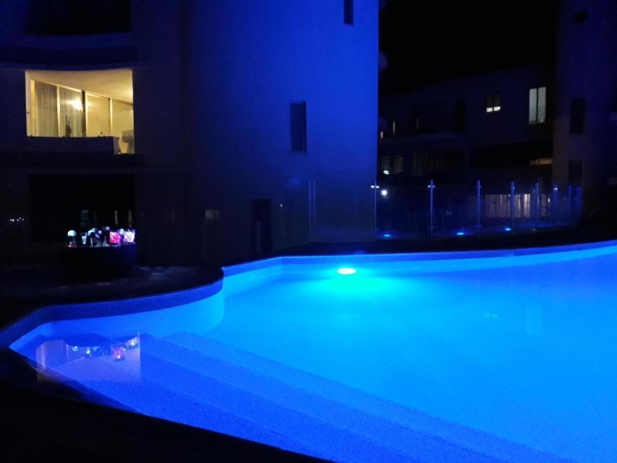 Anamor Apartment 408 Larnaca Buitenkant foto